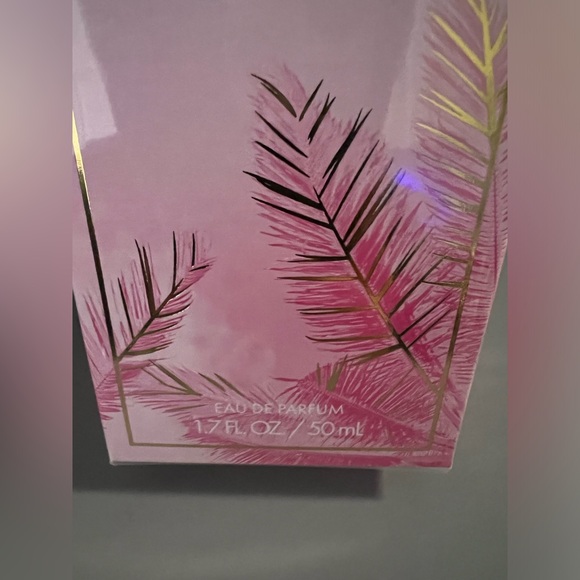 Hollister Malaia Perfume 1.7 FL. OZ. - Picture 3 of 5